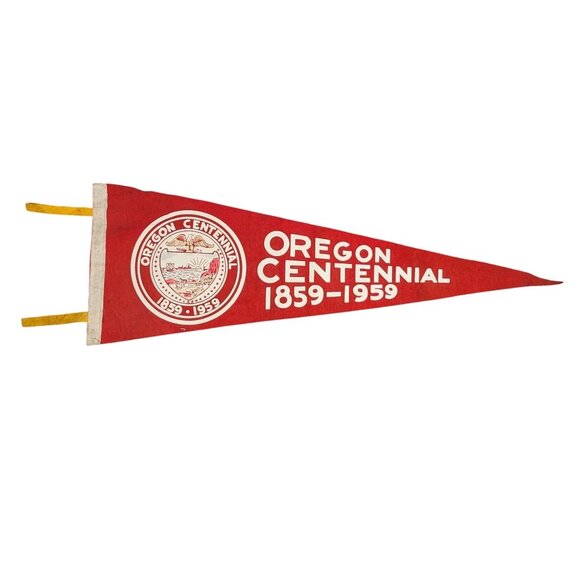Vintage Oregon Centennial 1859-1959 Souvenir Red Felt Pennant With Yellow Ties - Picture 1 of 5